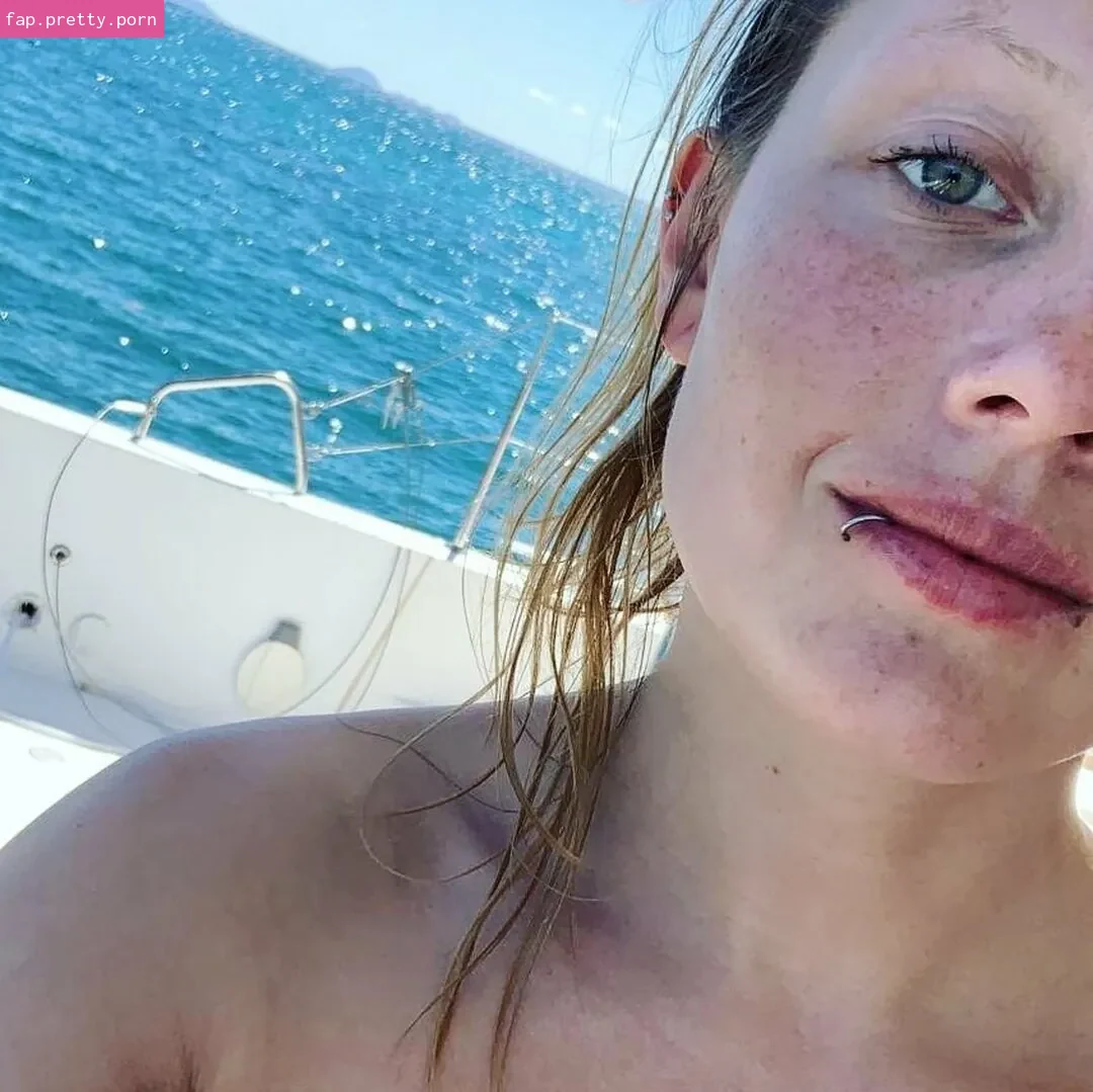 Charlotte De Witte - Photo #04