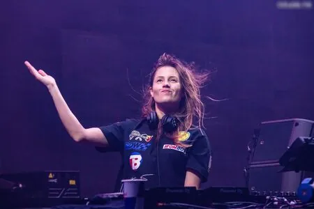 Charlotte De Witte content