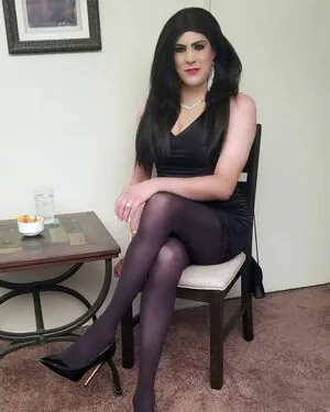 CD Emily Florence content