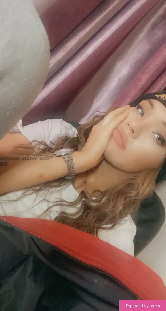 certifiedfreak6daysaweek - Photo #01