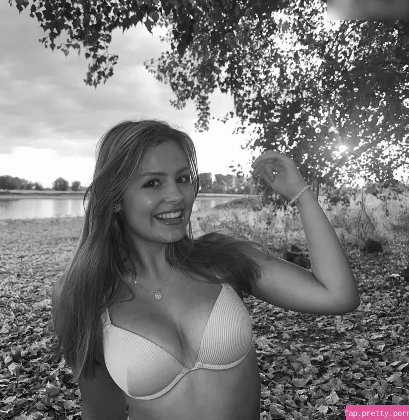 Chanelle.fms content