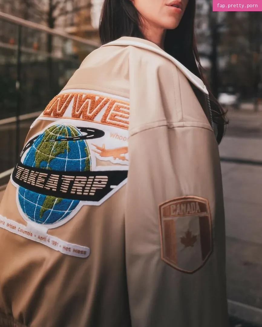 Chelsea Green - Photo #27