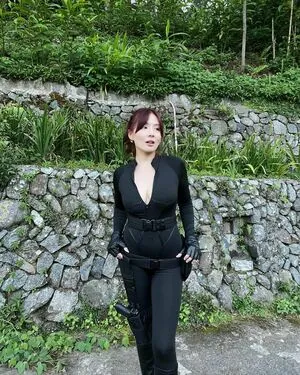 Christine Grace Co content