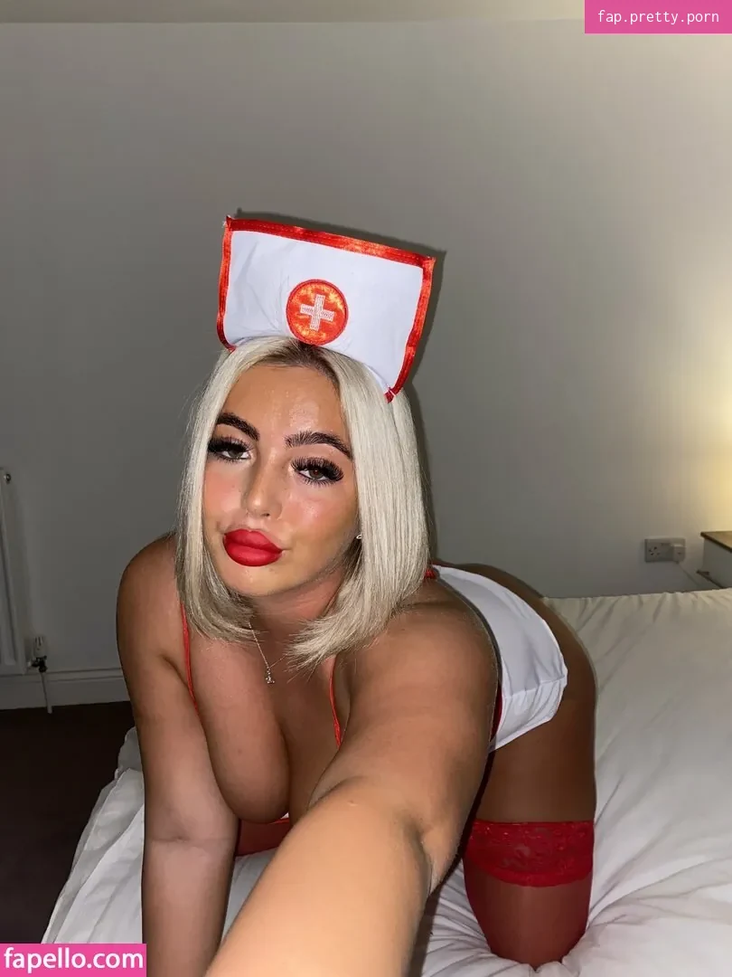 Chaneldarcyadam - Photo #03