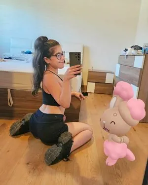 cathia_ishinii content