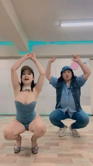 Childish Lina content