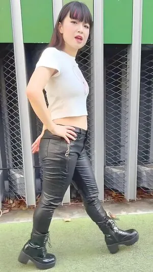 Childish Lina content