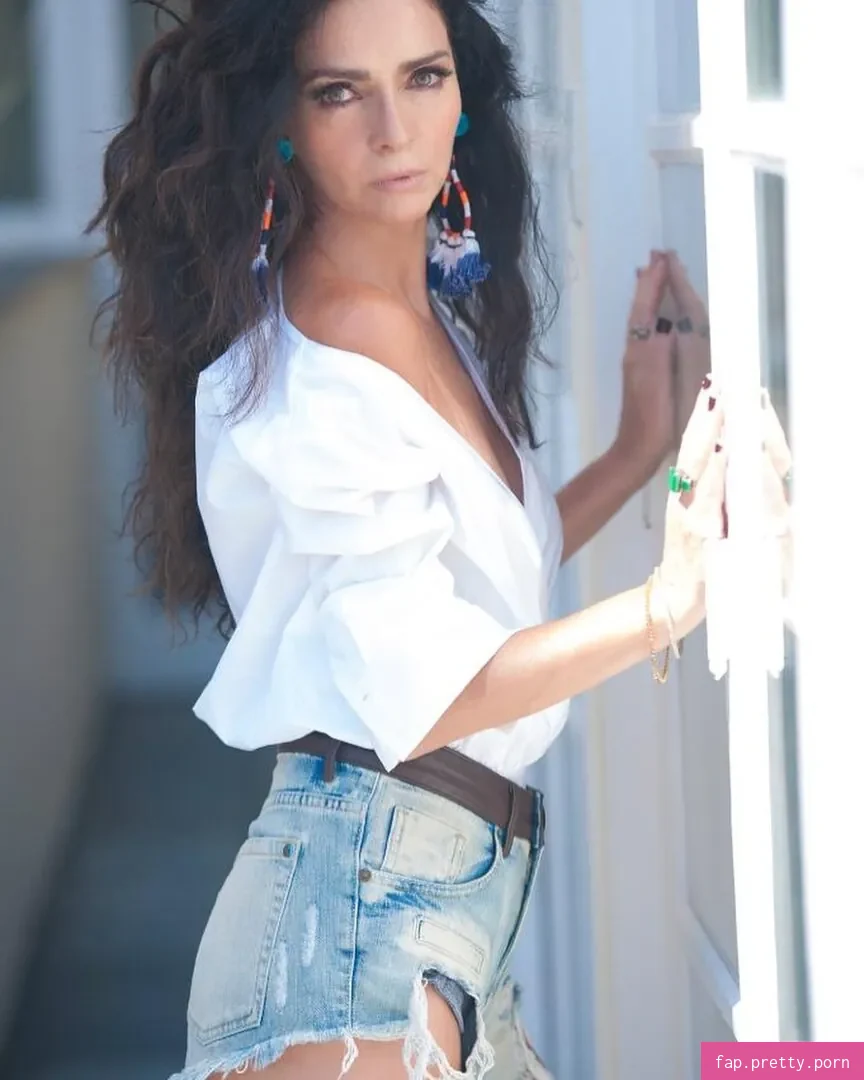 Claudia Ohana