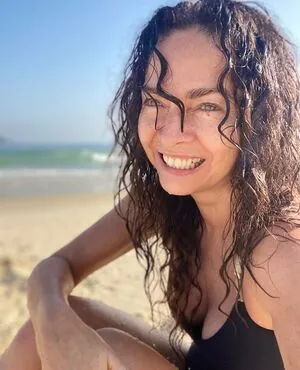 Claudia Ohana #