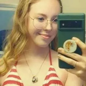 Cuntryslut24 / okiehottie23