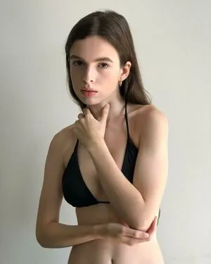 Camilly Rissi content