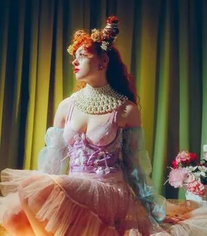 Chappell Roan content