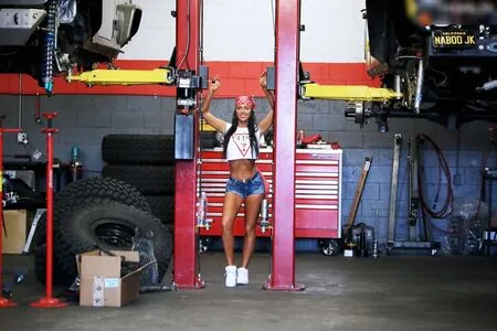 Charlie Riina content