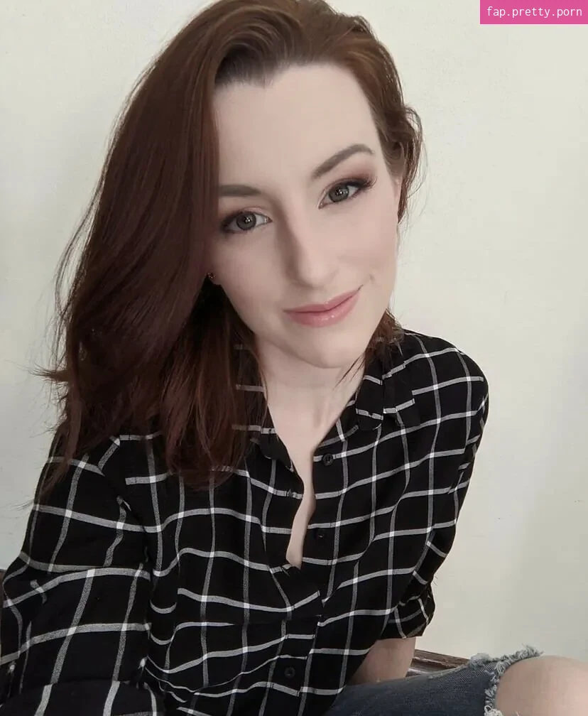 Chelsea Rebecca - Photo #09