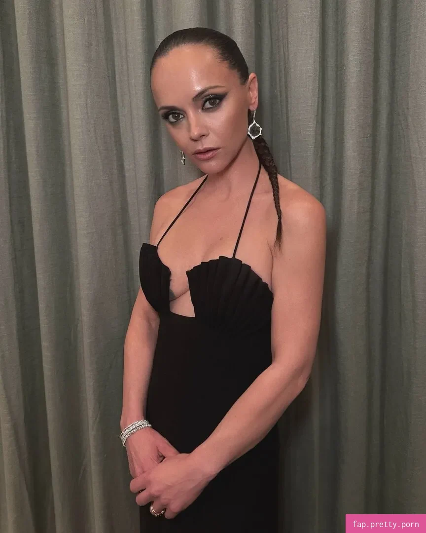 Christina Ricci - Photo #52