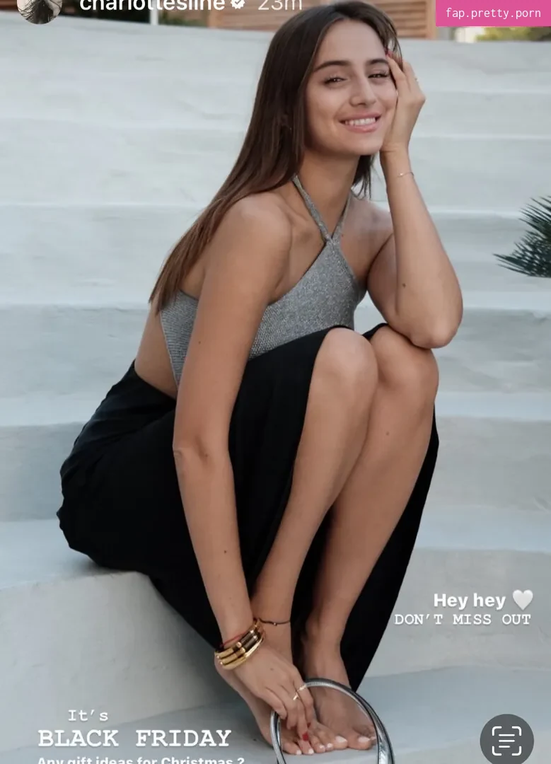 Charlotte Sine - Photo #02