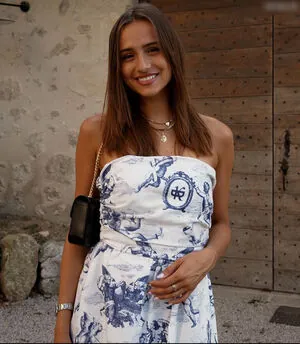 Charlotte Sine content