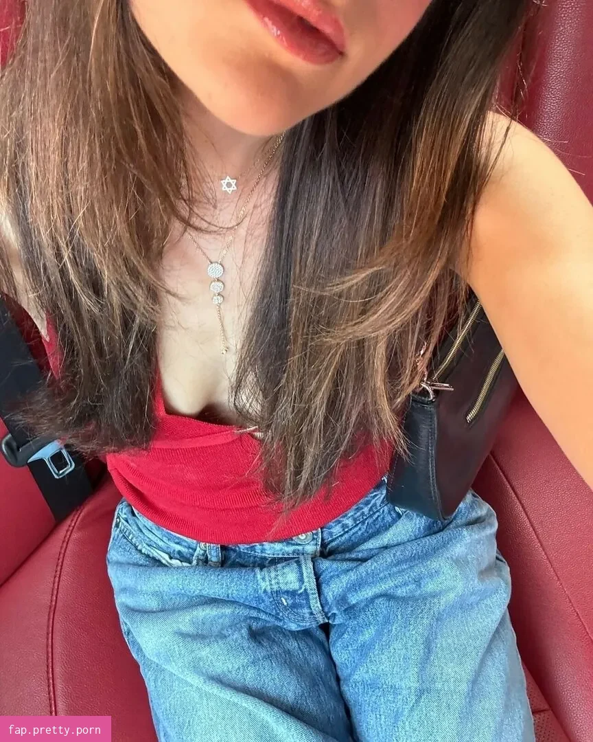 Chloe Schnapp content