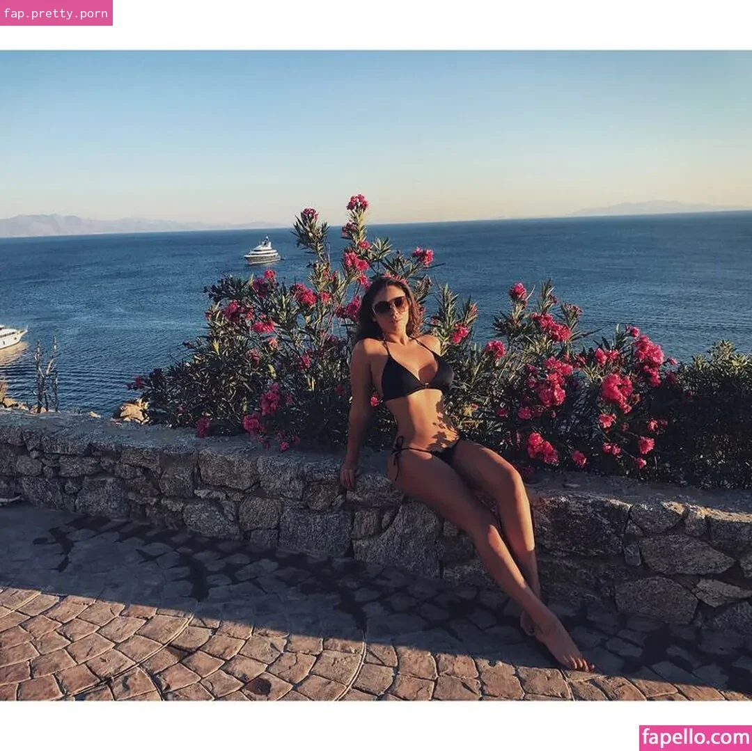 Caitlin Wynters - Photo #42