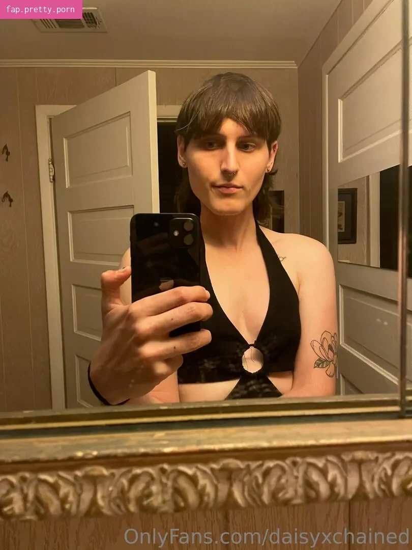 daisyxchained - Photo #03