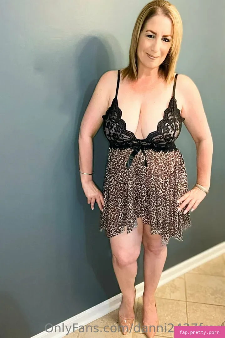 danni2427free - Photo #04