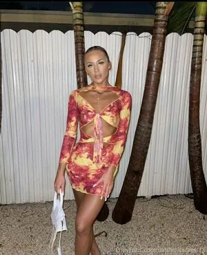 daphnepickett18 content