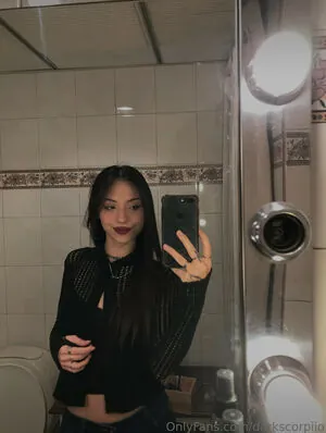 Darkscorpiio content