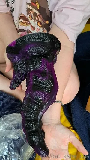 dat_ashe_cos content