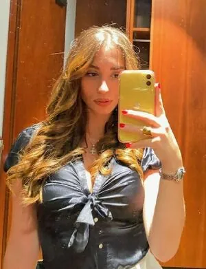 Demi Aggelopoulou content