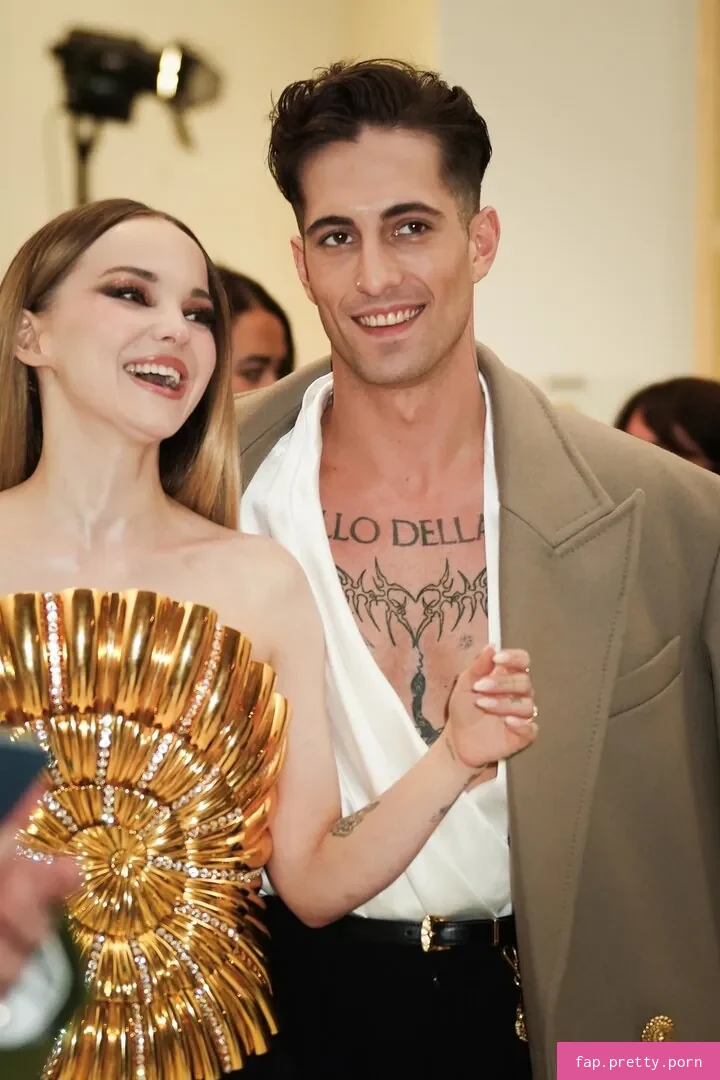 Dove Cameron - Photo #31