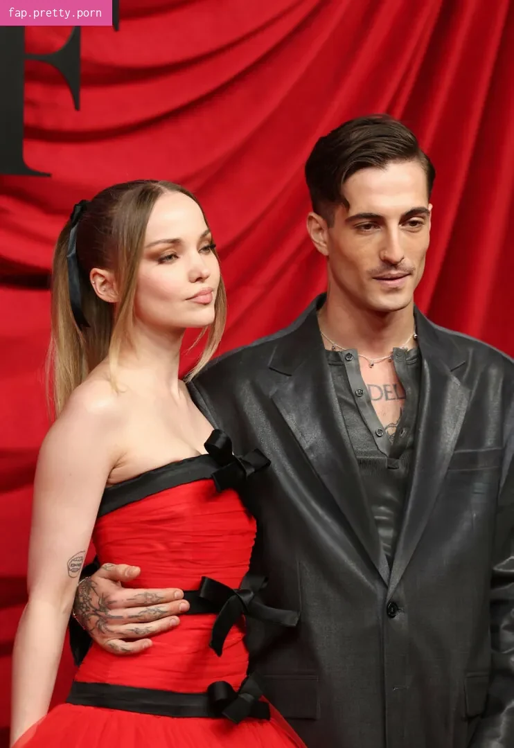 Dove Cameron - Photo #45