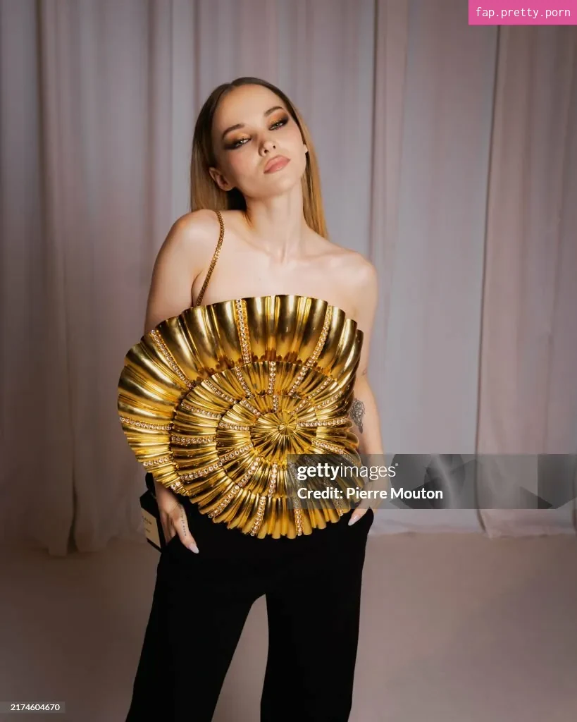 Dove Cameron - Photo #61