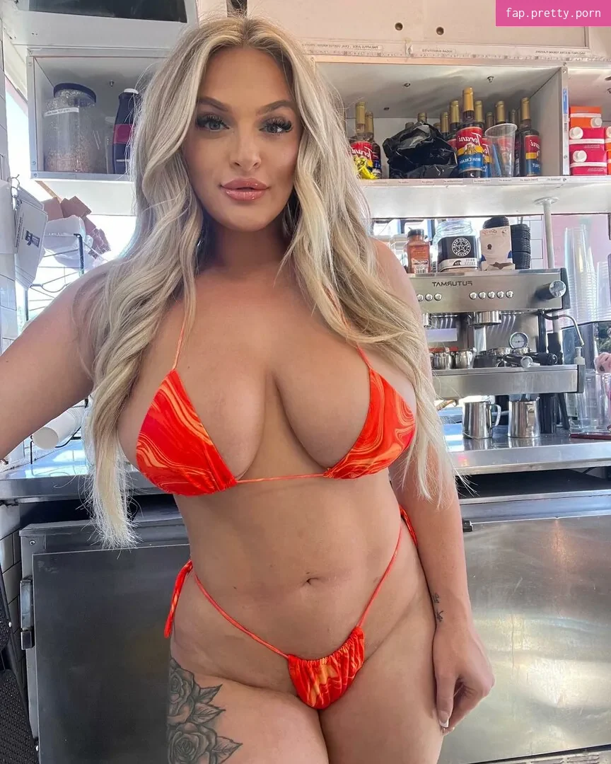 Daisy Delacroix content