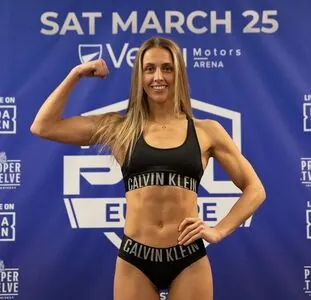 Dakota Ditcheva content