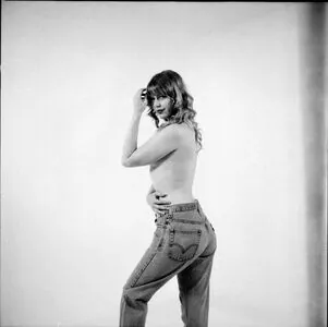 Deziree DeGroot content