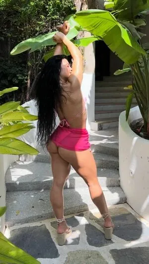 Dilara Deniz content