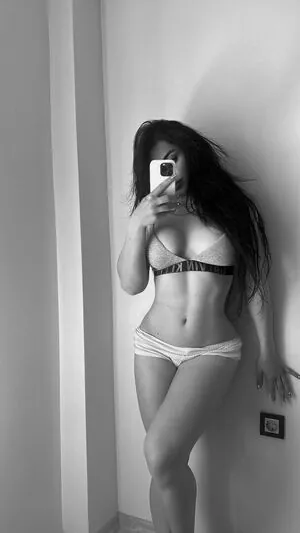 Dilara Deniz content