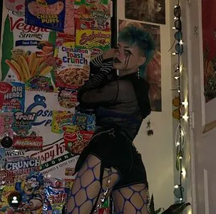 Death2Honey content