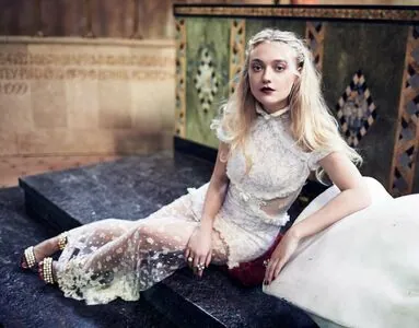 Dakota Fanning #