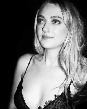 Dakota Fanning #
