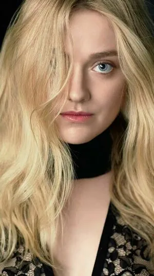 Dakota Fanning #
