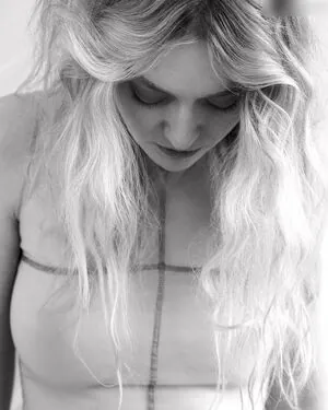 Dakota Fanning #