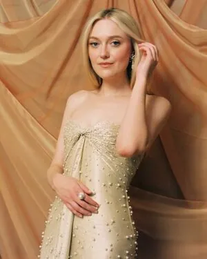 Dakota Fanning #