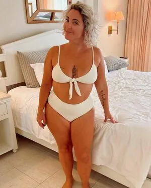 Daniele Gates content