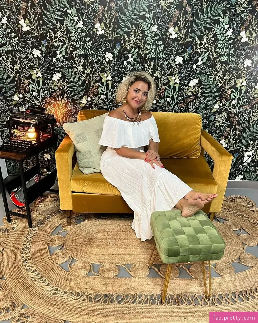 Daniele Gates - Photo #14