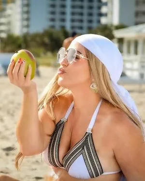 Daniele Gates content