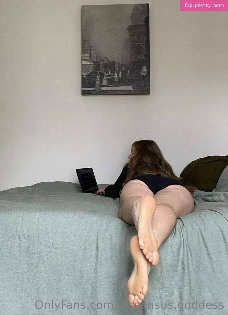 dissensus.goddess - Photo #08