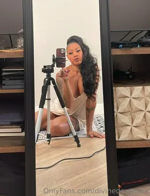 divinedeveraux content