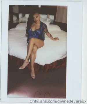 divinedeveraux content