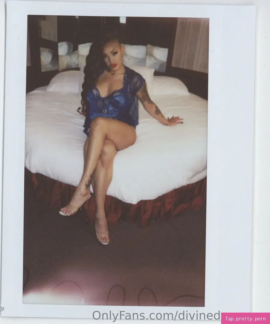 divinedeveraux - Photo #21